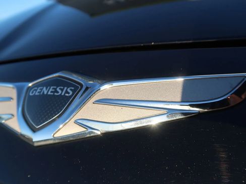 Used 2021 Genesis G70 3.3T image 53