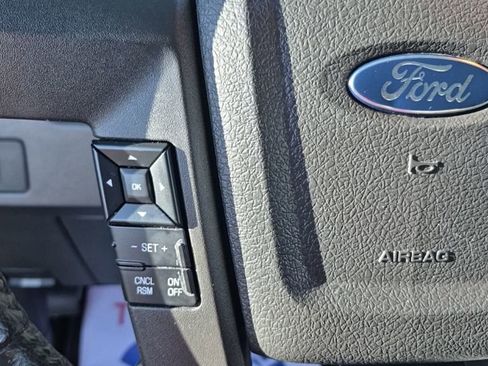 Used 2014 Ford F150 XLT w/ XLT Chrome Package image 34