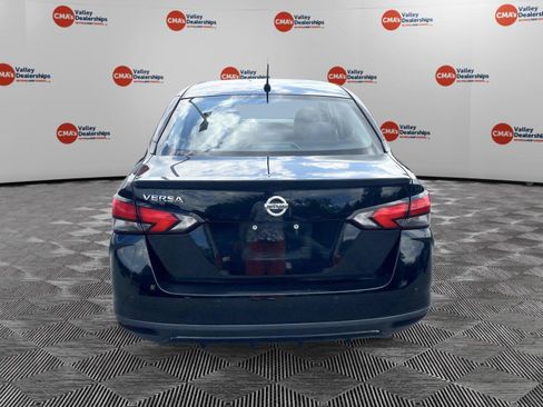 Used 2022 Nissan Versa S FWD image 6