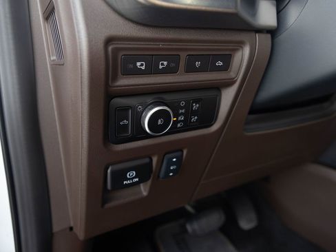 Used 2024 Ford F150 King Ranch w/ FX4 Off-Road Package AWD/4WD image 18