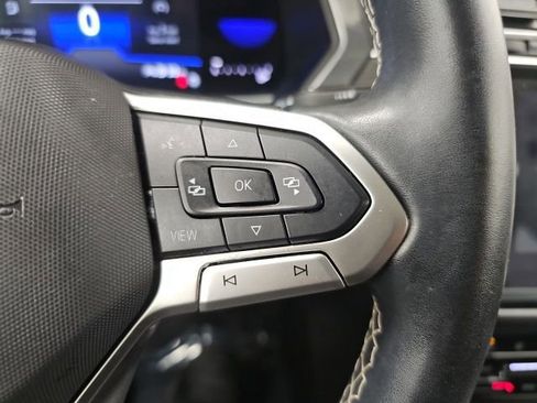 Used 2022 Volkswagen Tiguan SE image 20