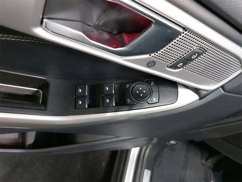 Used 2022 Ford Explorer Limited image 54