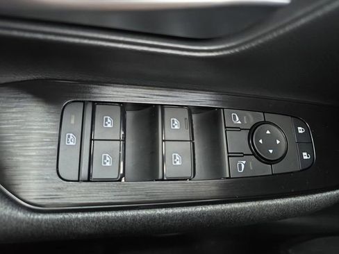 New 2026 Nissan Kicks SV image 28