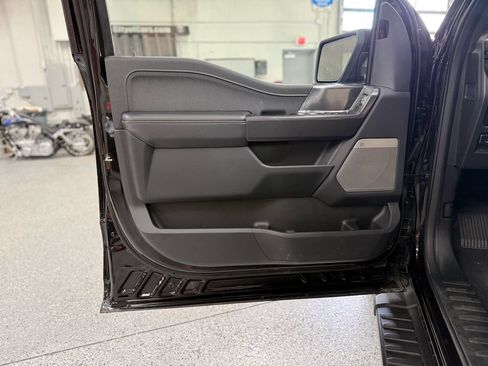 Used 2025 Ford F150 Lariat AWD/4WD image 9