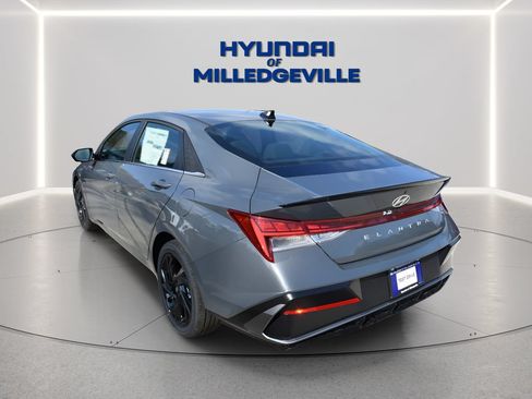 New 2026 Hyundai Elantra SEL Sport FWD image 2
