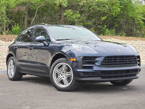 Used 2020 Porsche Macan S AWD/4WD image 32