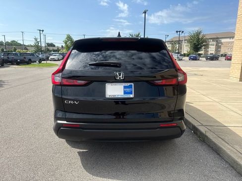 Certified 2025 Honda CR-V LX image 3