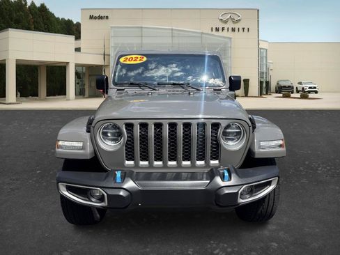 Used 2022 Jeep Wrangler Unlimited Sahara w/ Cold Weather Group AWD/4WD image 2
