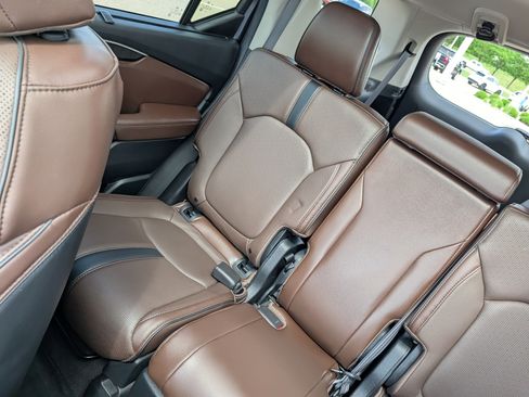 Used 2024 Honda Pilot Elite image 12