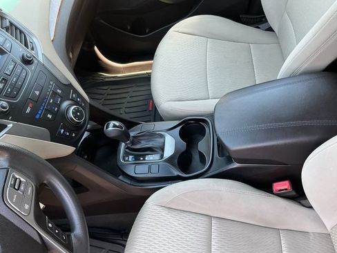 Used 2015 Hyundai Santa Fe Sport AWD/4WD image 27