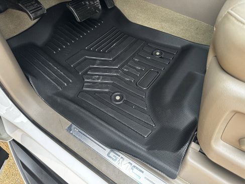 Used 2018 GMC Yukon SLT w/ Open Road Package image 21