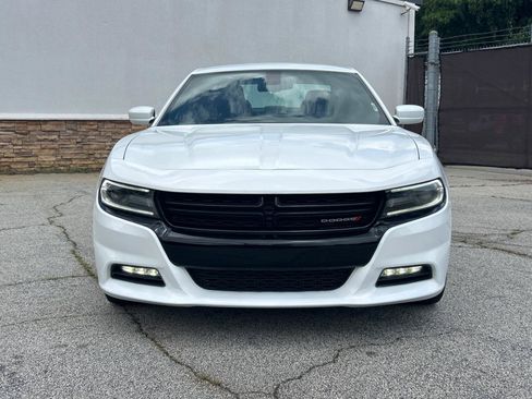 Used 2016 Dodge Charger R/T w/ Plus Group RWD image 8