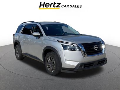 Used 2025 Nissan Pathfinder SV