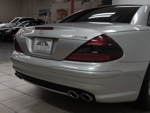 Used 2004 Mercedes-Benz SL 55 AMG image 32