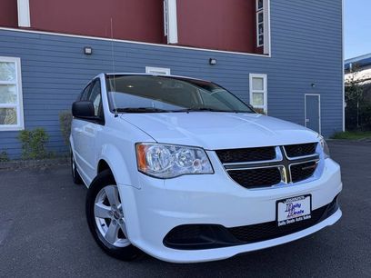 Used 2013 Dodge Grand Caravan SE