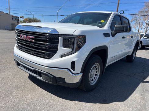 Used 2022 GMC Sierra 1500 Pro w/ Pro Value Package image 7