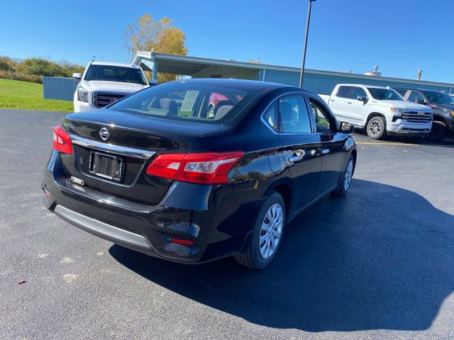 Used 2016 Nissan Sentra S FWD image 10