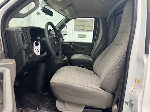 New 2026 Chevrolet Express 3500 w/ Power Convenience Package RWD image 20