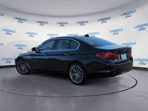 Used 2017 BMW 530i xDrive image 9