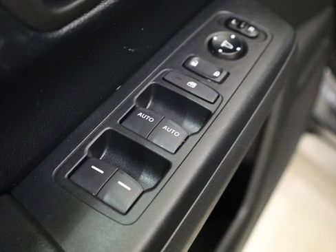 Used 2024 Honda CR-V EX image 18