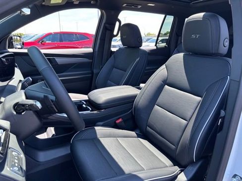 New 2026 Buick Enclave Sport Touring w/ Power Package FWD image 19
