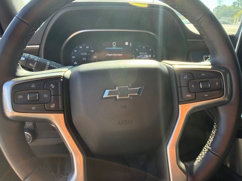 Used 2023 Chevrolet Tahoe Z71 w/ Luxury Package AWD/4WD image 21
