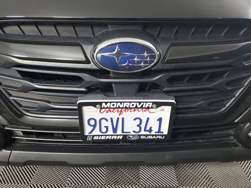 Used 2024 Subaru Outback Onyx Edition AWD/4WD image 10