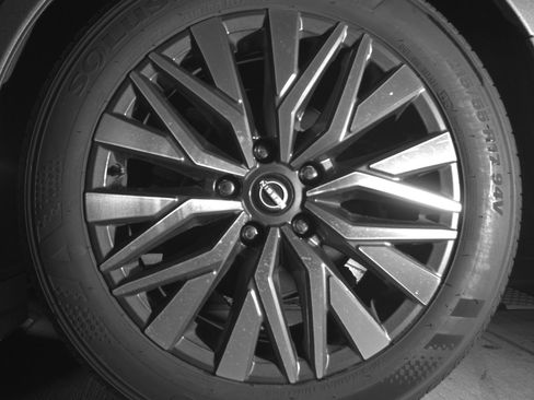 Used 2025 Nissan Altima 2.5 SV image 14