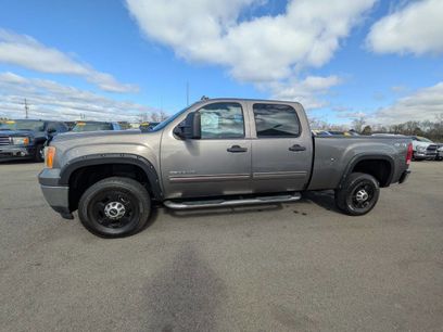 Used 2013 GMC Sierra 2500 SLE w/ Convenience Package
