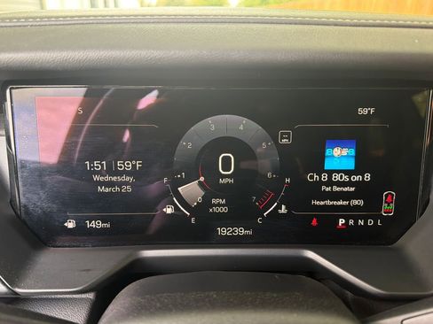 Used 2025 GMC Acadia Elevation FWD image 25