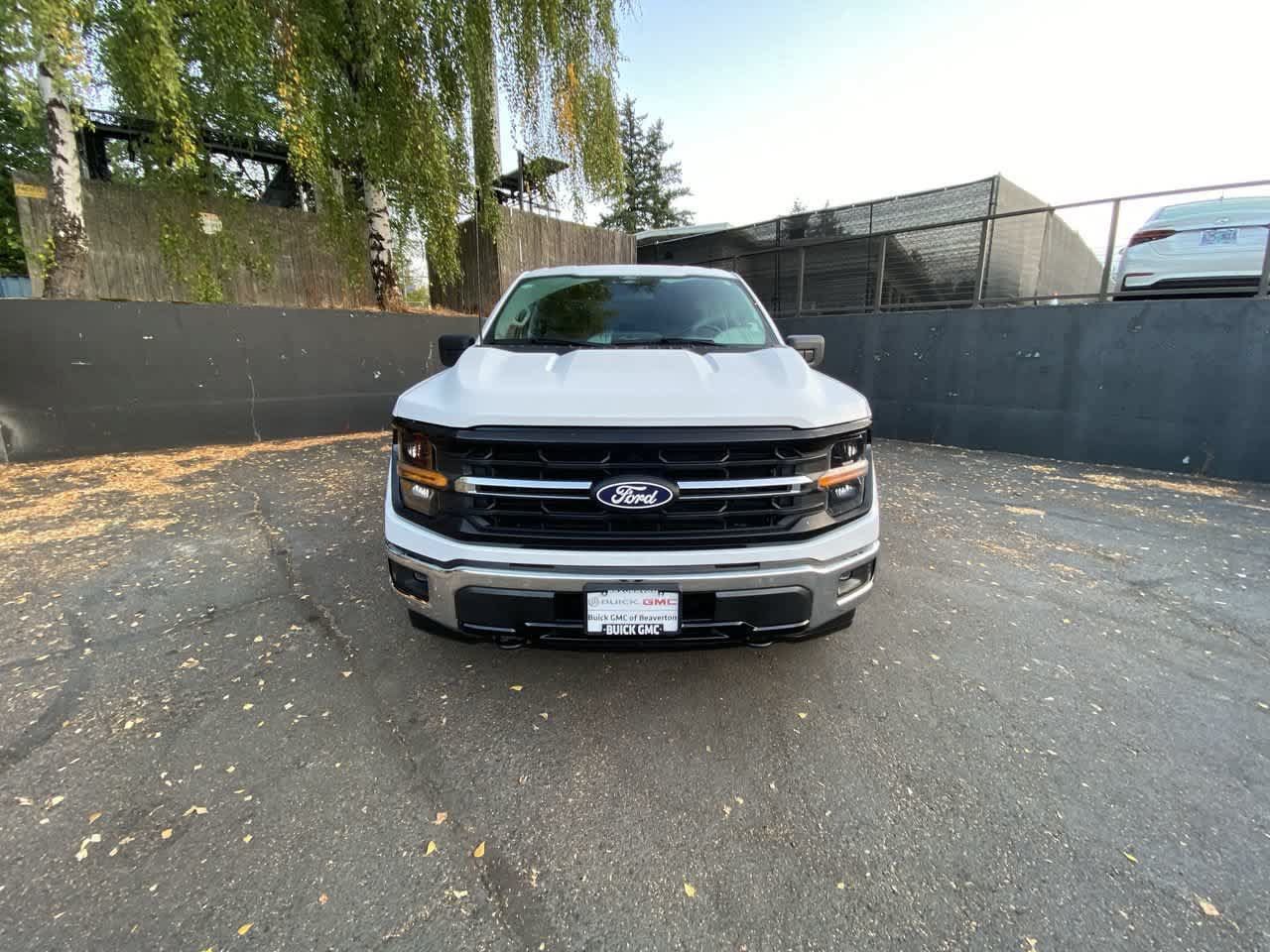 Used 2025 Ford F150 XLT w/ Equipment Group 301A Standard AWD/4WD image 9