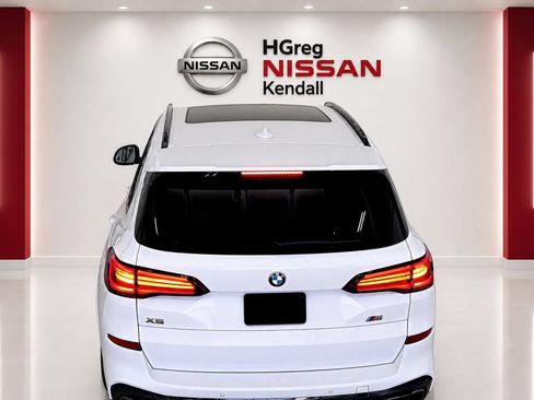 Used 2021 BMW X5 M50i w/ Executive Package AWD/4WD image 4