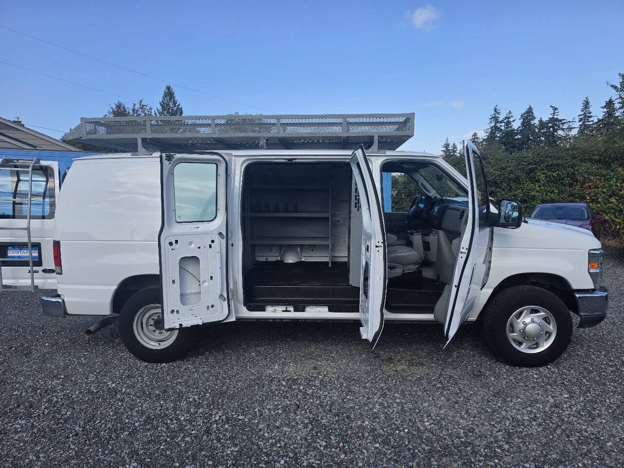 Used 2014 Ford E-250 and Econoline 250 RWD image 13