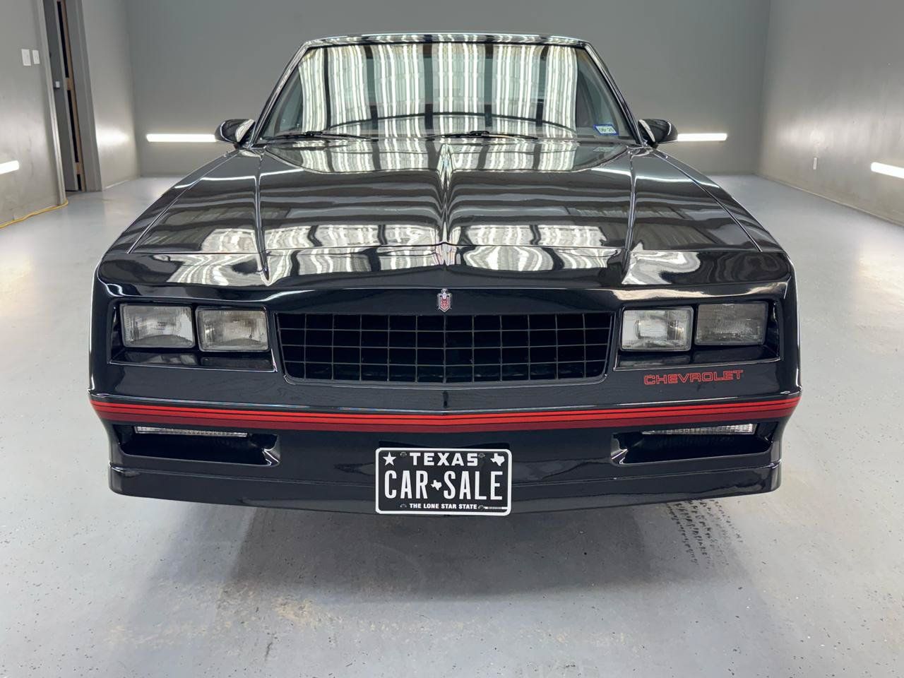 Used 1987 Chevrolet Monte Carlo SS RWD image 2