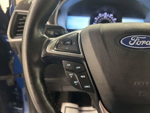 Used 2022 Ford Edge SEL w/ Sport Appearance Package image 12