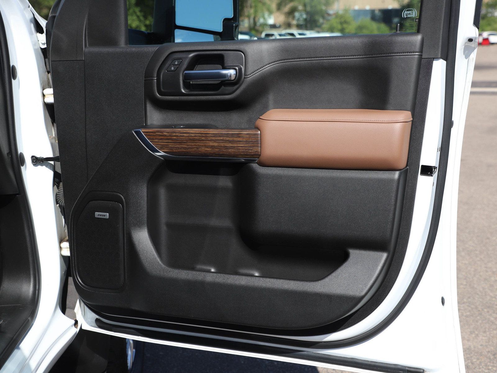 Used 2022 Chevrolet Silverado 2500 High Country w/ Safety Package II AWD/4WD image 9