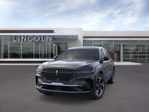 New 2025 Lincoln Nautilus Premier w/ Equipment Group 102A image 2