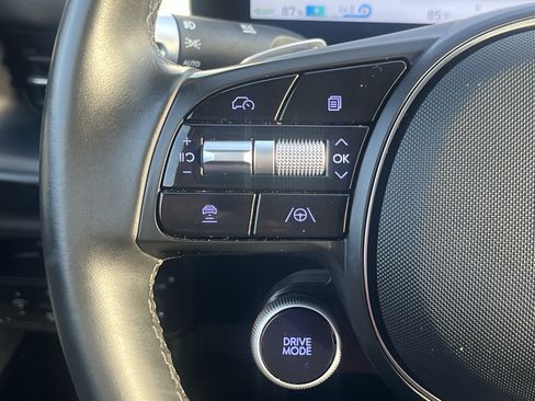 Used 2025 Hyundai Ioniq 6 SEL RWD image 19