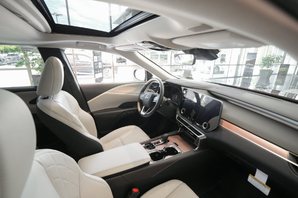 New 2026 Lexus RX 350 F Sport FWD image 14