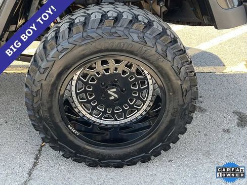 Used 2021 Jeep Gladiator Rubicon image 11