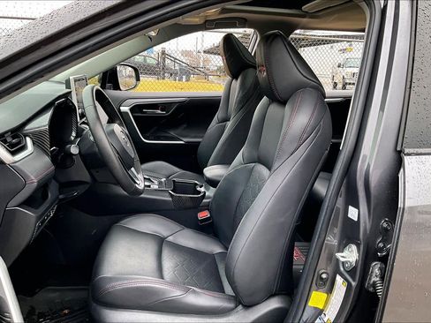 Used 2022 Toyota RAV4 TRD Off-Road image 14