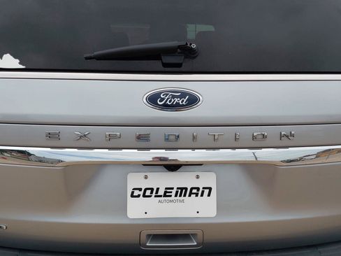 Used 2023 Ford Expedition Limited AWD/4WD image 20