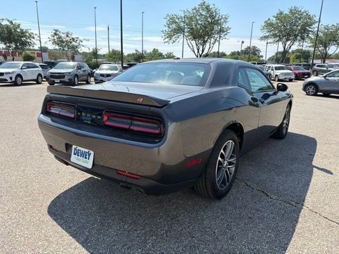 Used 2019 Dodge Challenger SXT AWD/4WD image 5