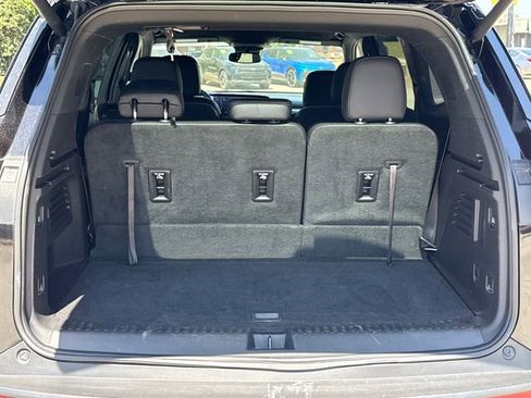 Used 2025 Buick Enclave Preferred FWD image 18