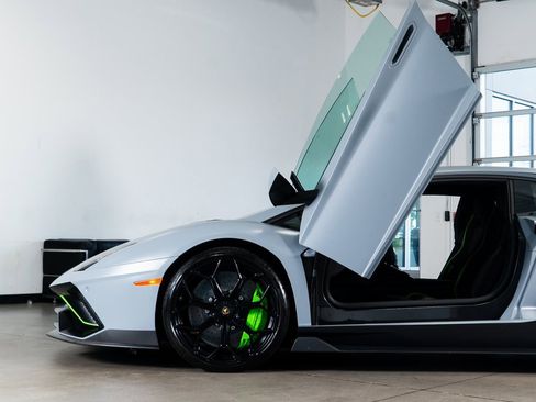 Used 2022 Lamborghini Aventador LP 780-4 Ultimae image 12