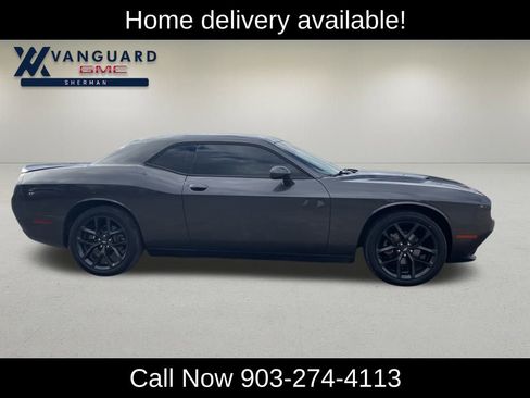 Used 2021 Dodge Challenger SXT w/ Blacktop Package image 8