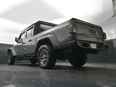 Used 2021 Jeep Gladiator Sport AWD/4WD image 30