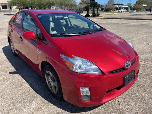 Used 2010 Toyota Prius Three image 2