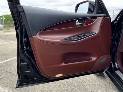 Used 2017 INFINITI QX50 2WD w/ Technology Package image 21