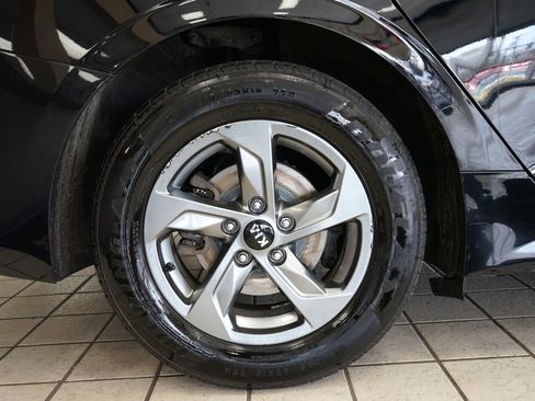 Used 2021 Kia K5 LXS image 52